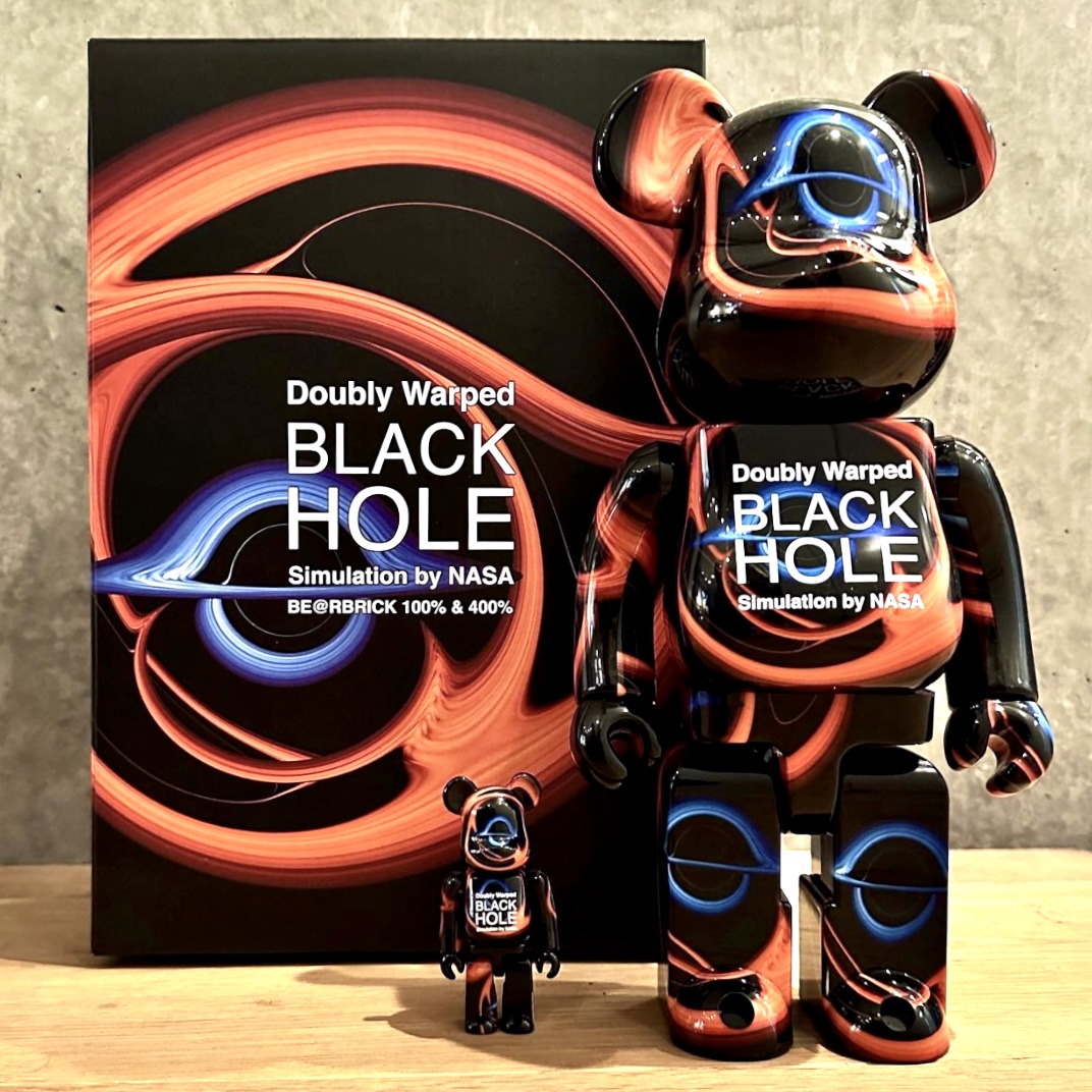 BE@RBRICK Doubly BLACK HOLE 100％ & 400％ | angeloawards.com